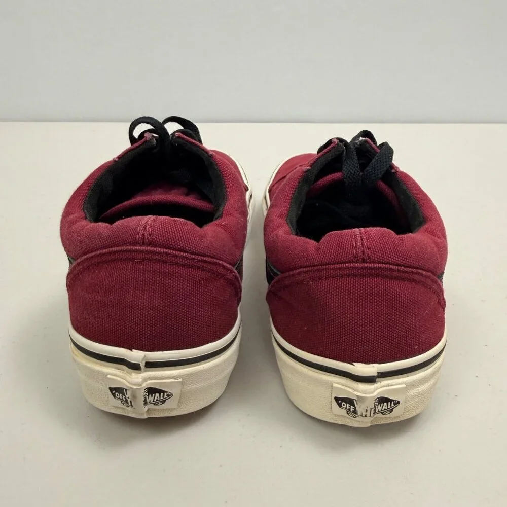 VANS Sneakers Mens Size 8  / Womens 9.5 Red Canvas Low Top Old Skool